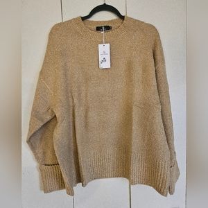 NWT Amazon Lilllusory stretchy top